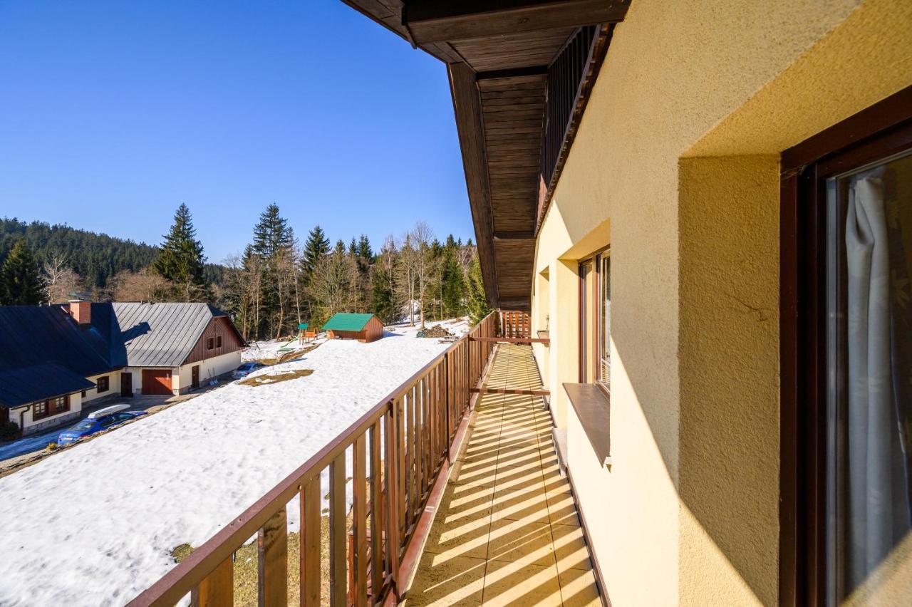 Aparthotel Penzion Petra, Harrachov Zewnętrze zdjęcie
