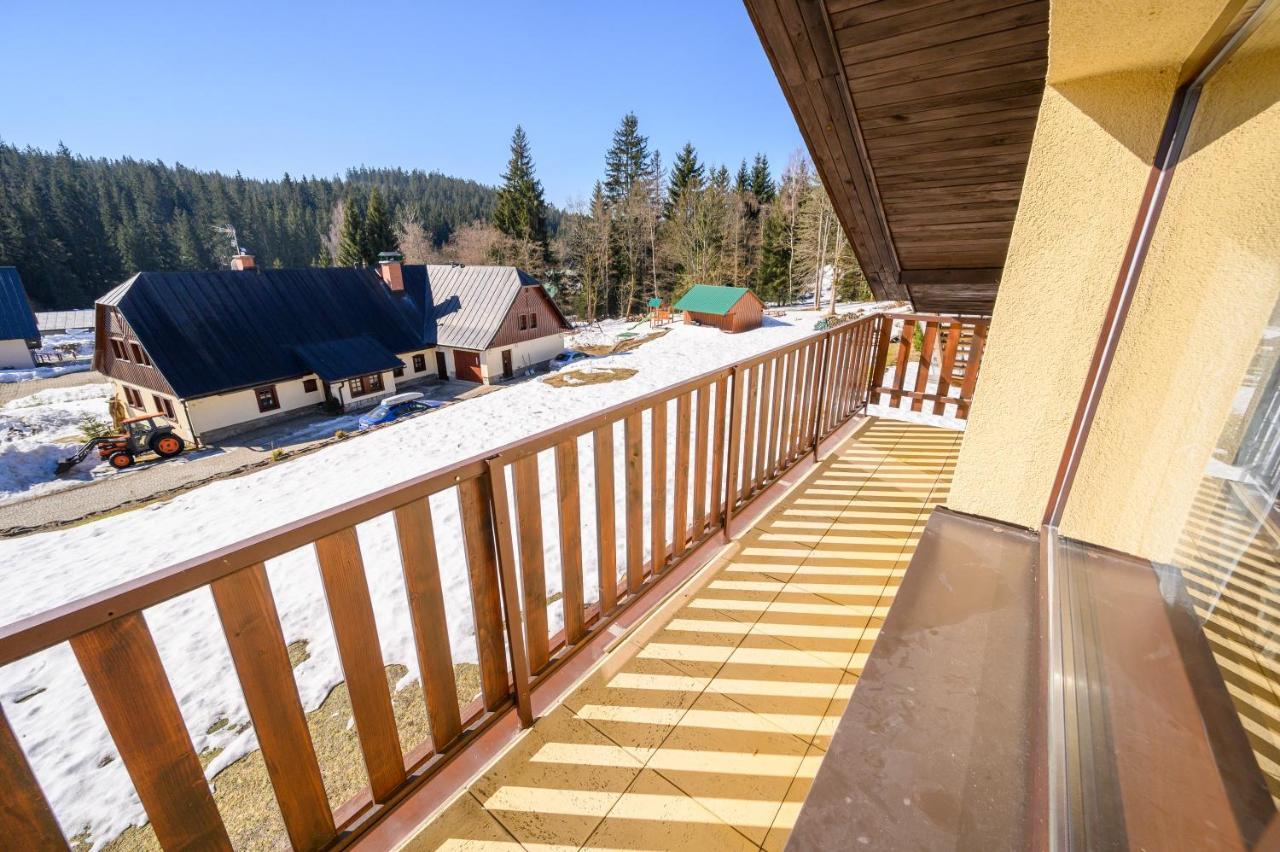 Aparthotel Penzion Petra, Harrachov Zewnętrze zdjęcie