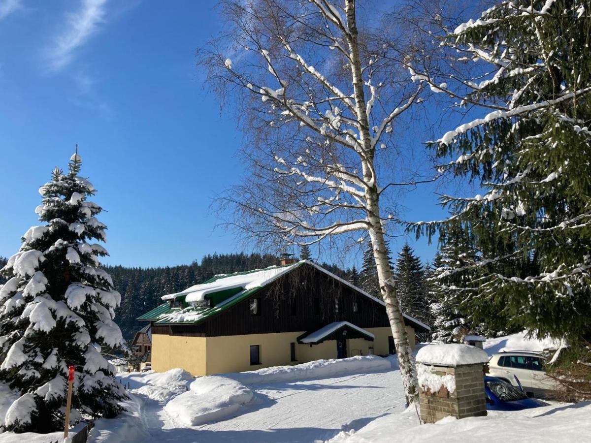 Aparthotel Penzion Petra, Harrachov Zewnętrze zdjęcie